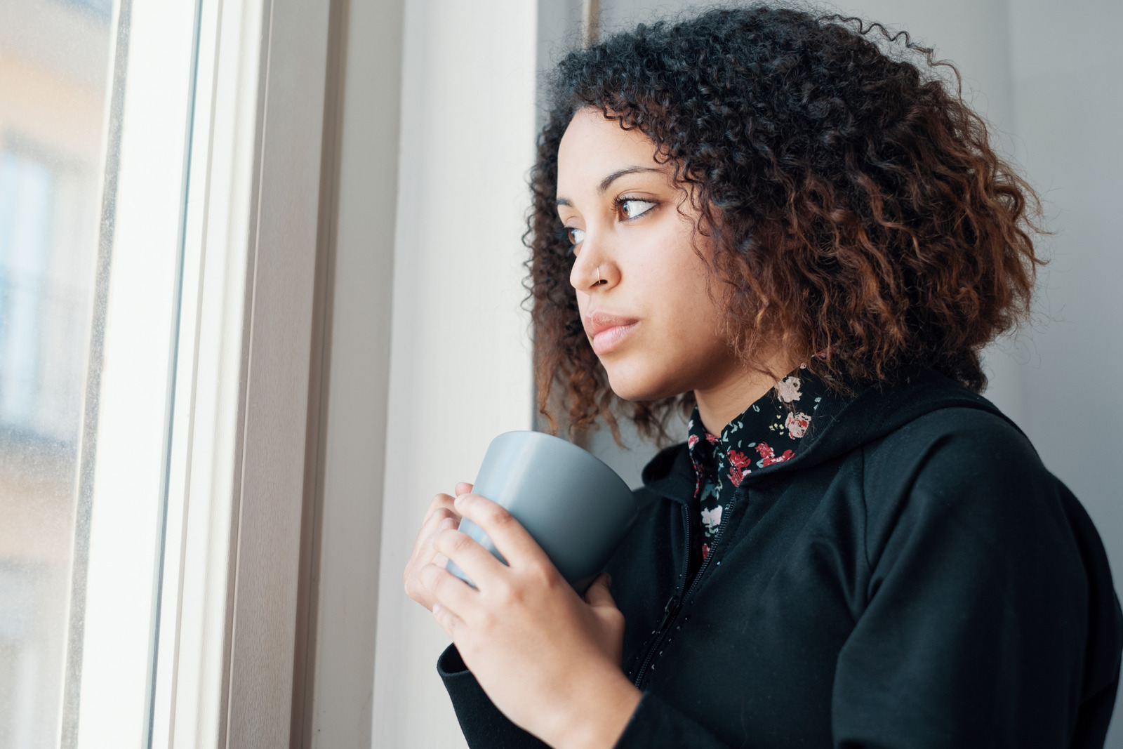 Why You Feel Alone While in a Relationship Life Mates Now